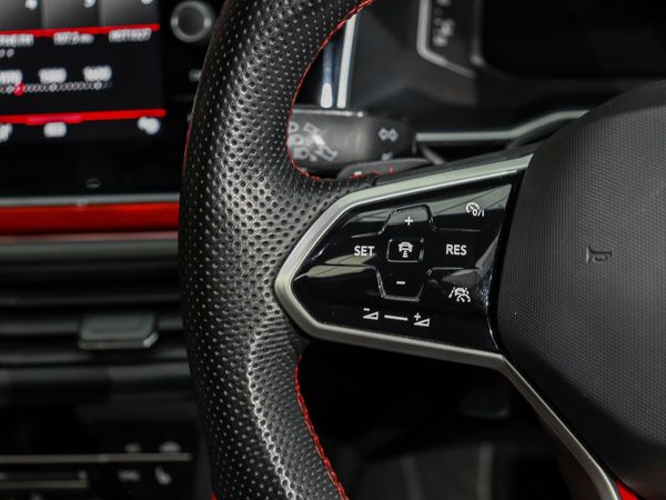 2022-Volkswagen-Polo-20-GTI-Auto-147kW image:14