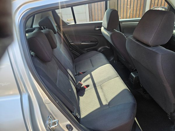 2011-Suzuki-Swift-14-GLS image:8