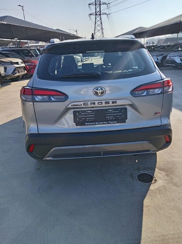 2026-Toyota-Corolla-Cross-18-GR-S image:5