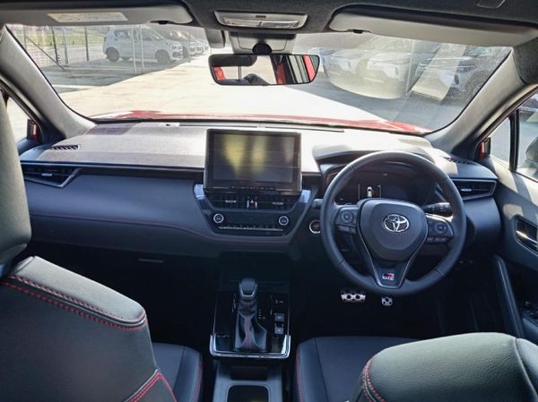 2026-Toyota-Corolla-Cross-18-GR-S image:6