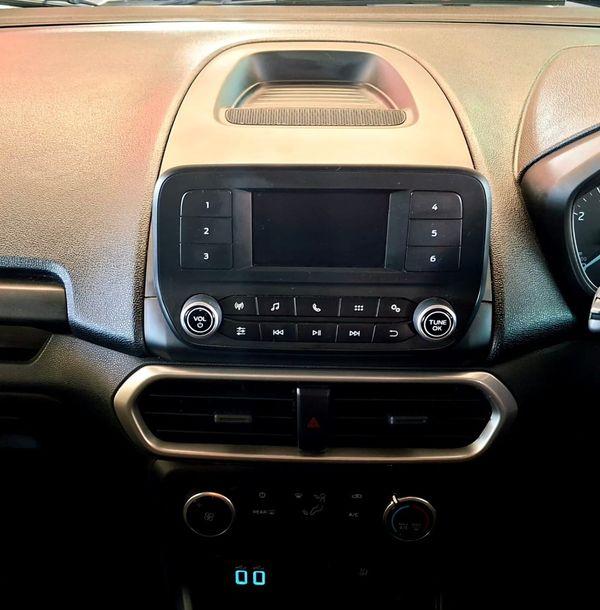 2021-Ford-EcoSport-15-TiVCT-Ambiente image:12