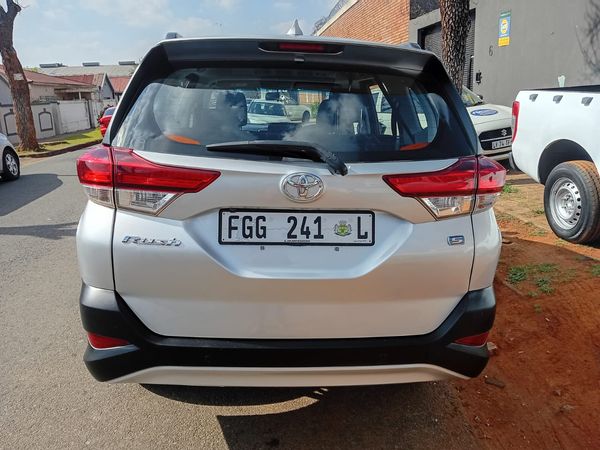 2019-Toyota-Rush-15 image:1