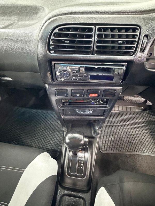 2000-Nissan-Sentra-160-GSi-Auto image:9