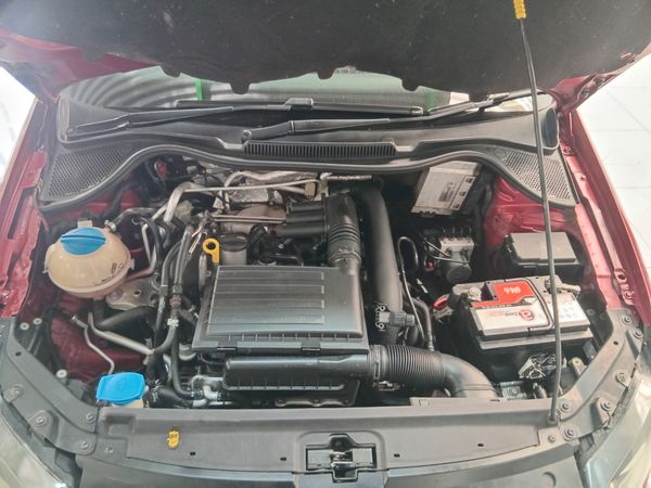 2015-Volkswagen-Polo-GP-12-TSI-Comfortline-66kW image:10