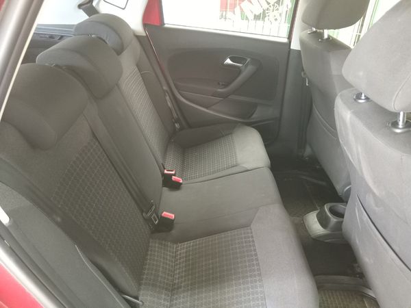 2015-Volkswagen-Polo-GP-12-TSI-Comfortline-66kW image:6