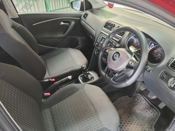 2015-Volkswagen-Polo-GP-12-TSI-Comfortline-66kW image:7