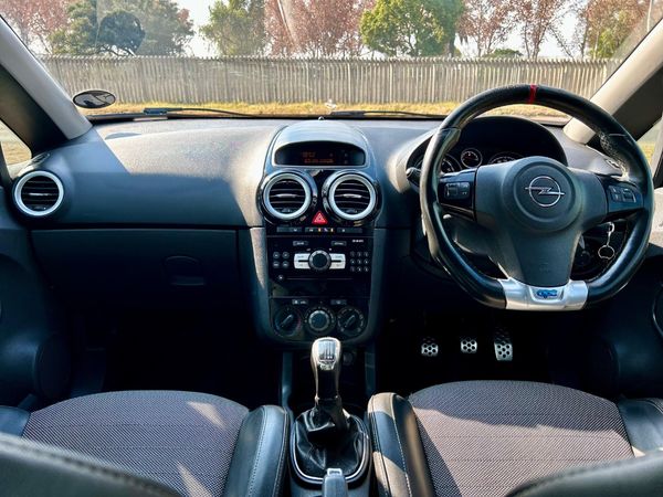 2009-Opel-Corsa-16-OPC image:10