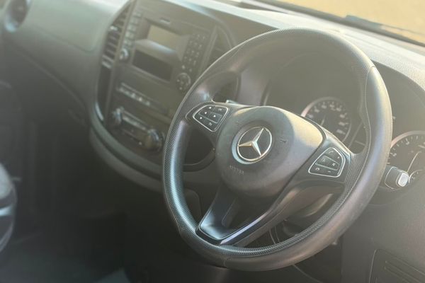 2019-Mercedes-Benz-Vito-116-22-CDI-Tourer-Pro-Auto image:10