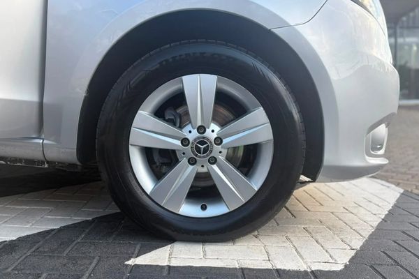 2019-Mercedes-Benz-Vito-116-22-CDI-Tourer-Pro-Auto image:15