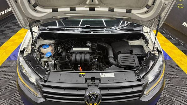 2012-Volkswagen-Caddy-16i-Trendline image:18