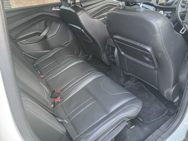 2015-Ford-Kuga-20-EcoBoost-Titanium-AWD-Auto image:3