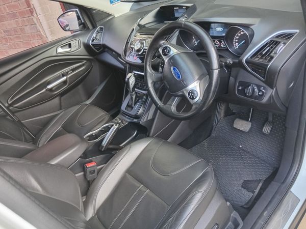 2015-Ford-Kuga-20-EcoBoost-Titanium-AWD-Auto image:5