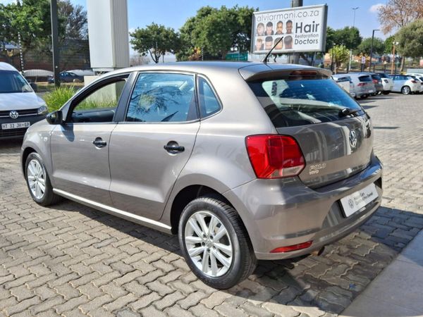 2021-Volkswagen-Polo-Vivo-14-Trendline-5-dr image:3