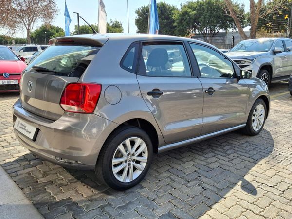 2021-Volkswagen-Polo-Vivo-14-Trendline-5-dr image:5