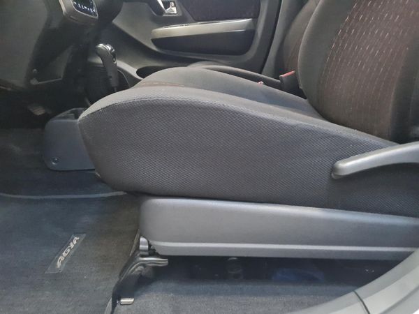 2022-Toyota-Agya-10-Auto image:15
