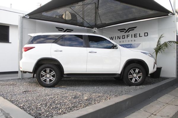 2019-Toyota-Fortuner-24-GD-6-Raised-Body-Auto image:2