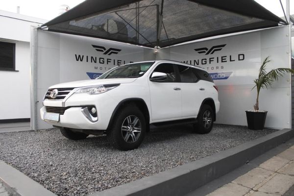 2019-Toyota-Fortuner-24-GD-6-Raised-Body-Auto image:4