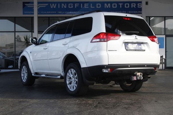2016-Mitsubishi-Pajero-Sport-25D-Auto image:4