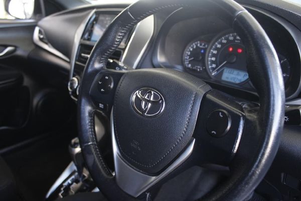 2019-Toyota-Yaris-15-XS-Auto-5-dr image:11