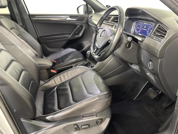 2022-Volkswagen-Tiguan-Allspace-20-TSI-Highline-4Motion-Auto-162kW image:9