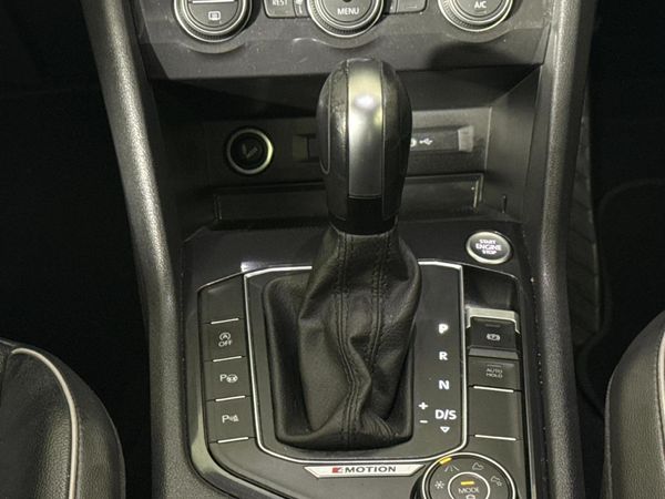 2022-Volkswagen-Tiguan-Allspace-20-TSI-Highline-4Motion-Auto-162kW image:10