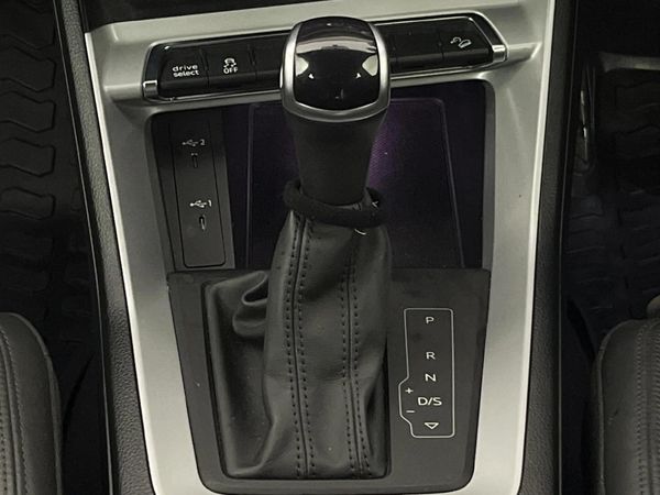 2022-Audi-Q3-Sportback-14-TFSI-Auto-S-Line-35-TFSI image:10
