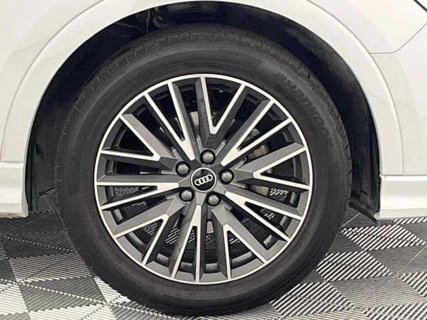 2022-Audi-Q3-Sportback-14-TFSI-Auto-S-Line-35-TFSI image:5