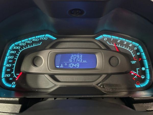 2014-Chevrolet-Utility-14-AC image:1