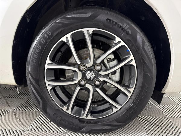 2022-Suzuki-Swift-12-GLX image:5