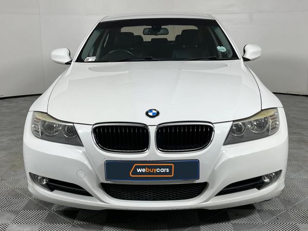 2010-BMW-3-Series-320i-Innovation image:12