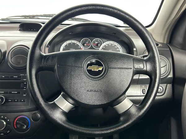 2010-Chevrolet-Aveo-16-LS-Hatch image:12