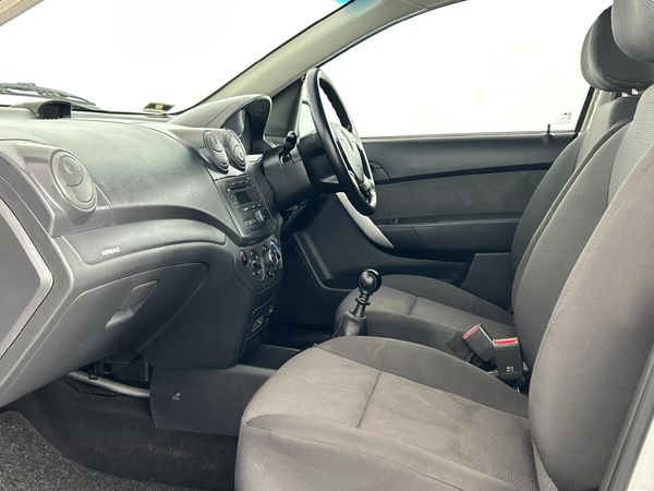 2010-Chevrolet-Aveo-16-LS-Hatch image:8