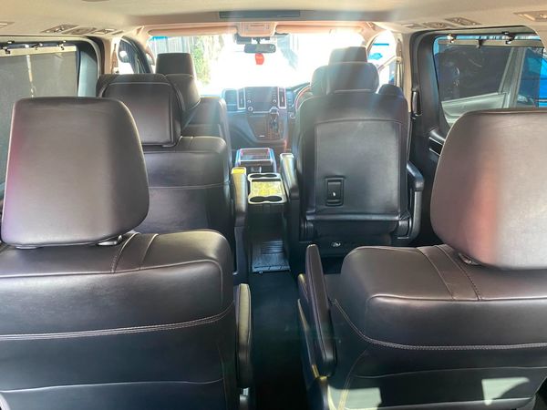 2020-Toyota-Quantum-28-VX-9-seat image:13