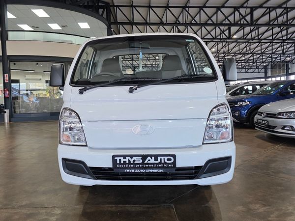 2026-Hyundai-H100-Bakkie-26D-Dropside image:2
