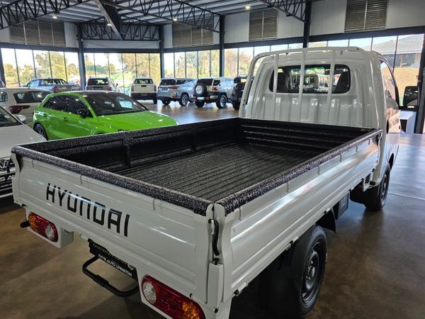2026-Hyundai-H100-Bakkie-26D-Dropside image:5