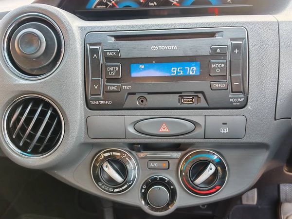 2015-Toyota-Etios-15-XS-5-dr image:10