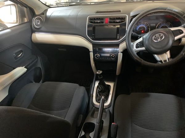 2019-Toyota-Rush-15 image:12