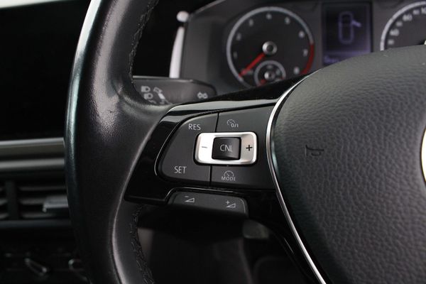 2021-Volkswagen-Polo-10-TSI-Comfortline-Auto image:4
