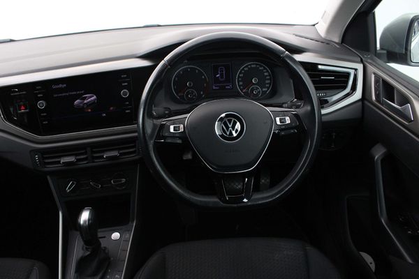 2021-Volkswagen-Polo-10-TSI-Comfortline-Auto image:5