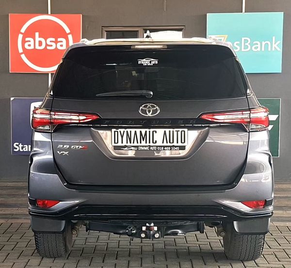 2023-Toyota-Fortuner-28-GD-6-VX-Auto image:5