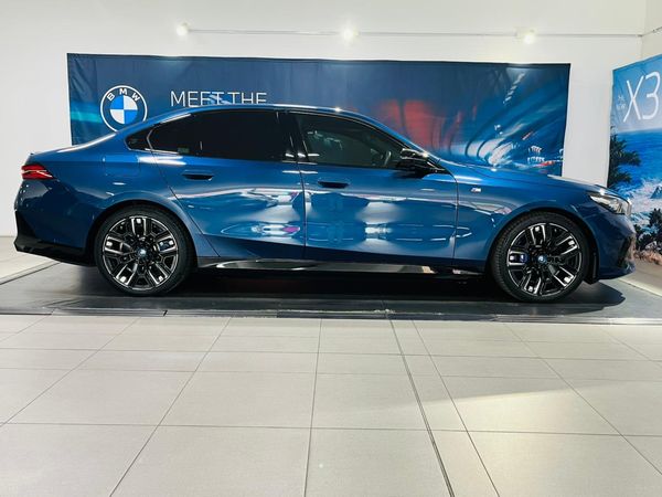 2024-BMW-i5-M60-M-Sport-Pro image:11