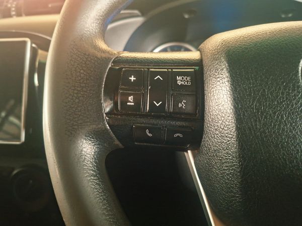 2019-Toyota-Hilux-24-GD-6-SRX-4x4-Double-Cab-Auto image:16