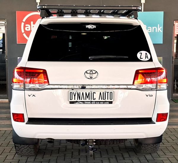 2016-Toyota-Land-Cruiser-200-45-D-V8-VX-Auto image:5