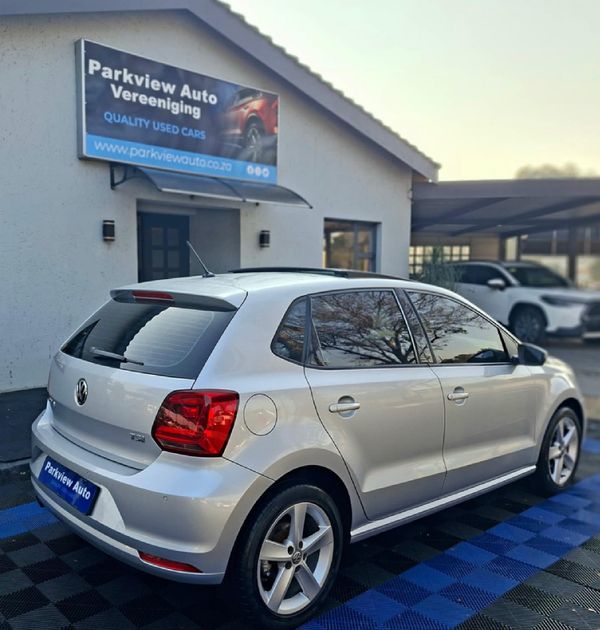 2014-Volkswagen-Polo-12-TSI-Highline-81kW image:26