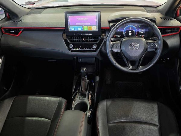 2025-Toyota-Corolla-Cross-18-GR-S image:12