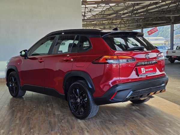2025-Toyota-Corolla-Cross-18-GR-S image:17