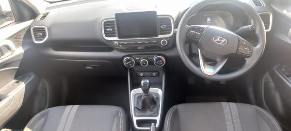 2024-Hyundai-Venue-12-Motion image:5