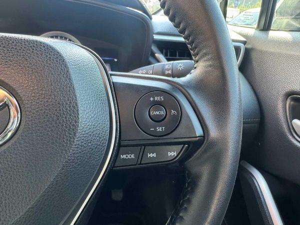 2023-Toyota-Corolla-Cross-18-XS image:14