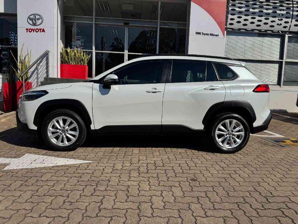 2023-Toyota-Corolla-Cross-18-XS image:21