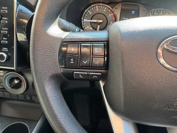 2023-Toyota-Hilux-24-GD-6-Raised-Body-Raider-Auto-Extended-Cab image:11